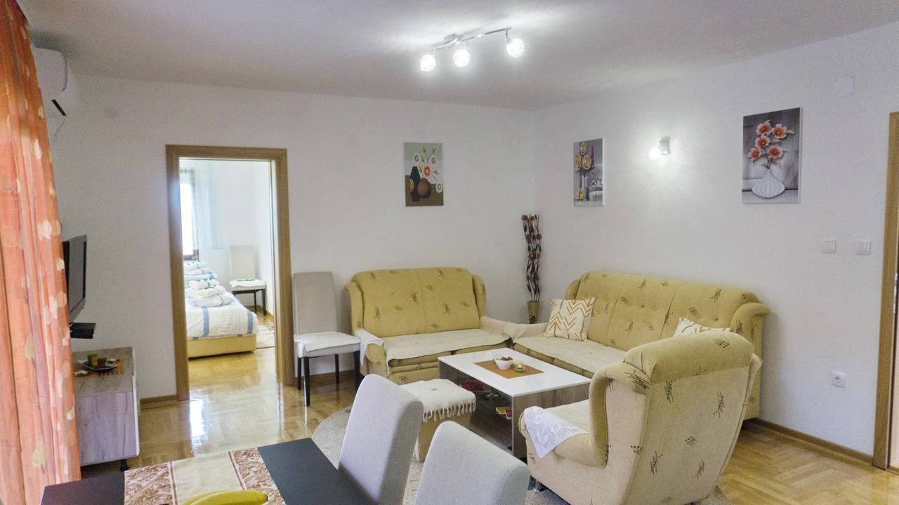 Apartman Spirto Trebinje Buitenkant foto