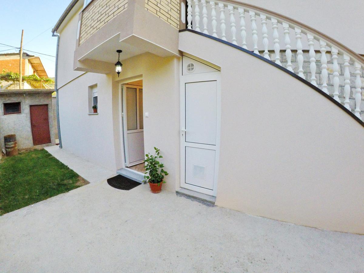 Apartman Spirto Trebinje Buitenkant foto