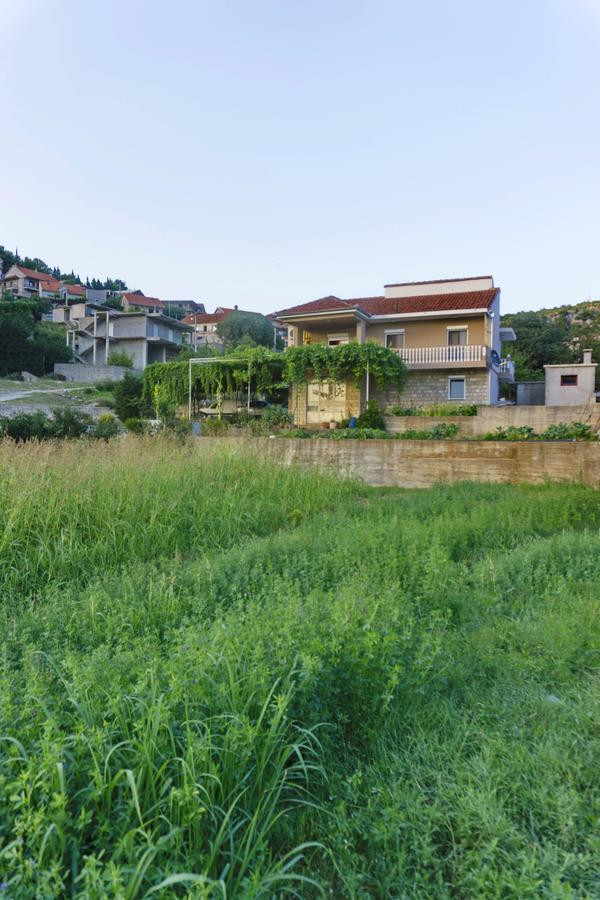 Apartman Spirto Trebinje Buitenkant foto