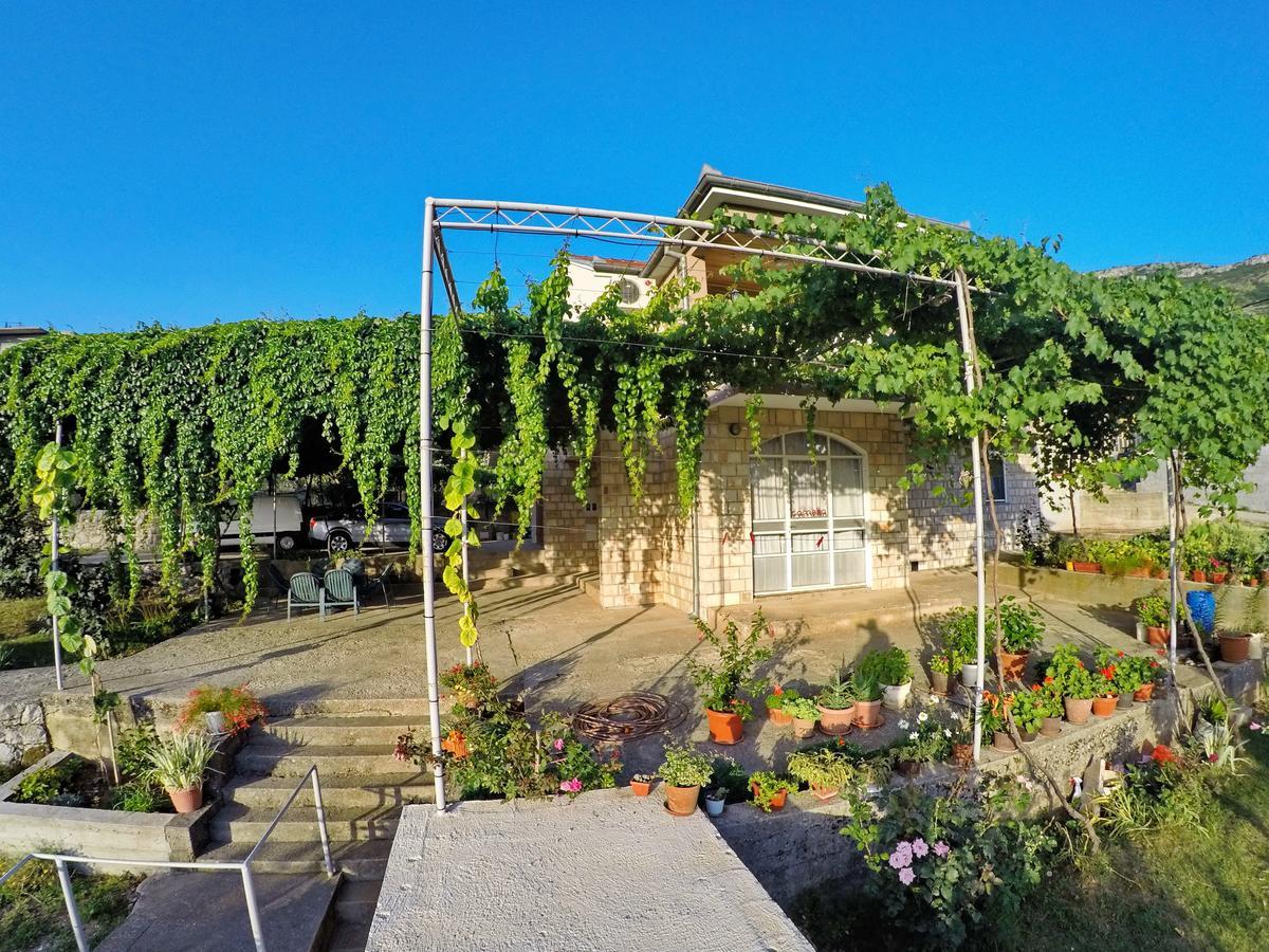 Apartman Spirto Trebinje Buitenkant foto